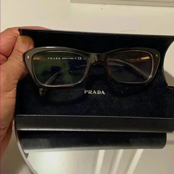 Prada eyeglass new condition with the case - Picture 12 of 16